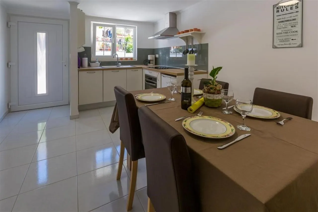 Holiday Home In Crikvenica 39225 Croacia